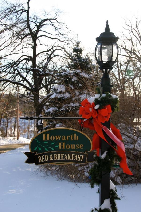 Howarth House Bed And Breakfast Fitchburg Esterno foto